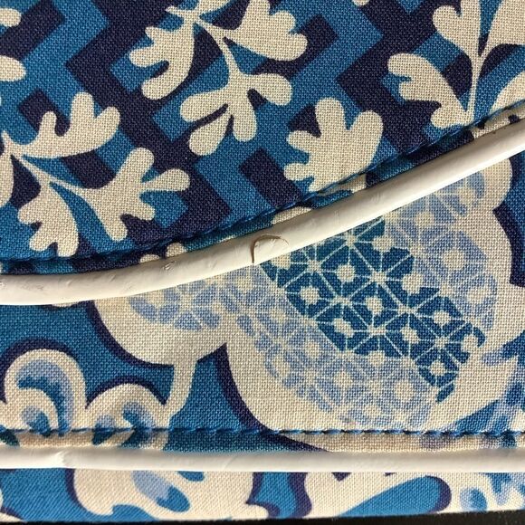 Vera Bradley Clutch  - Picture 6 of 6